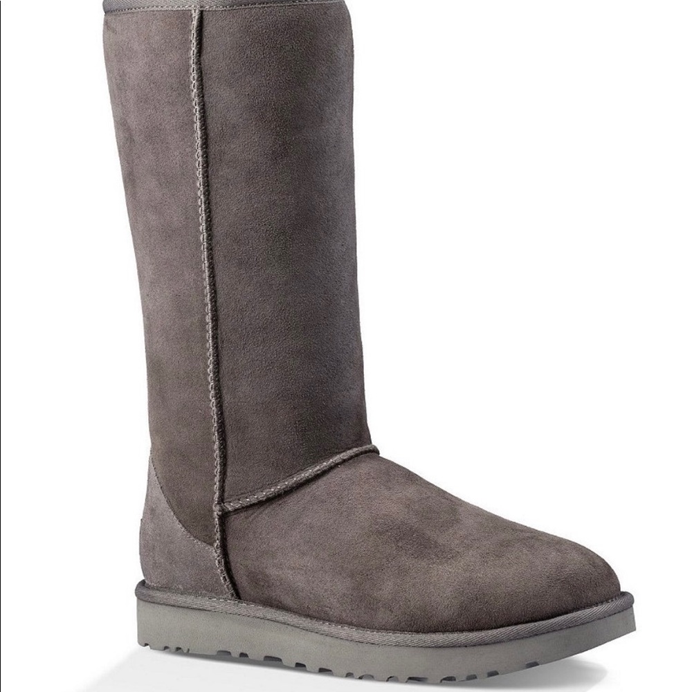 UGG Women's Classic Tall Grey